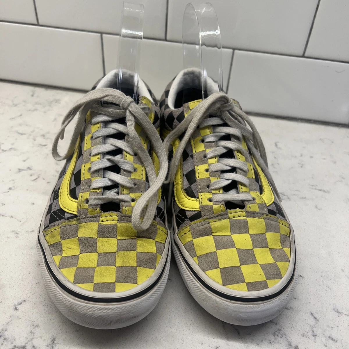 Vans yellow deals black checkerboard