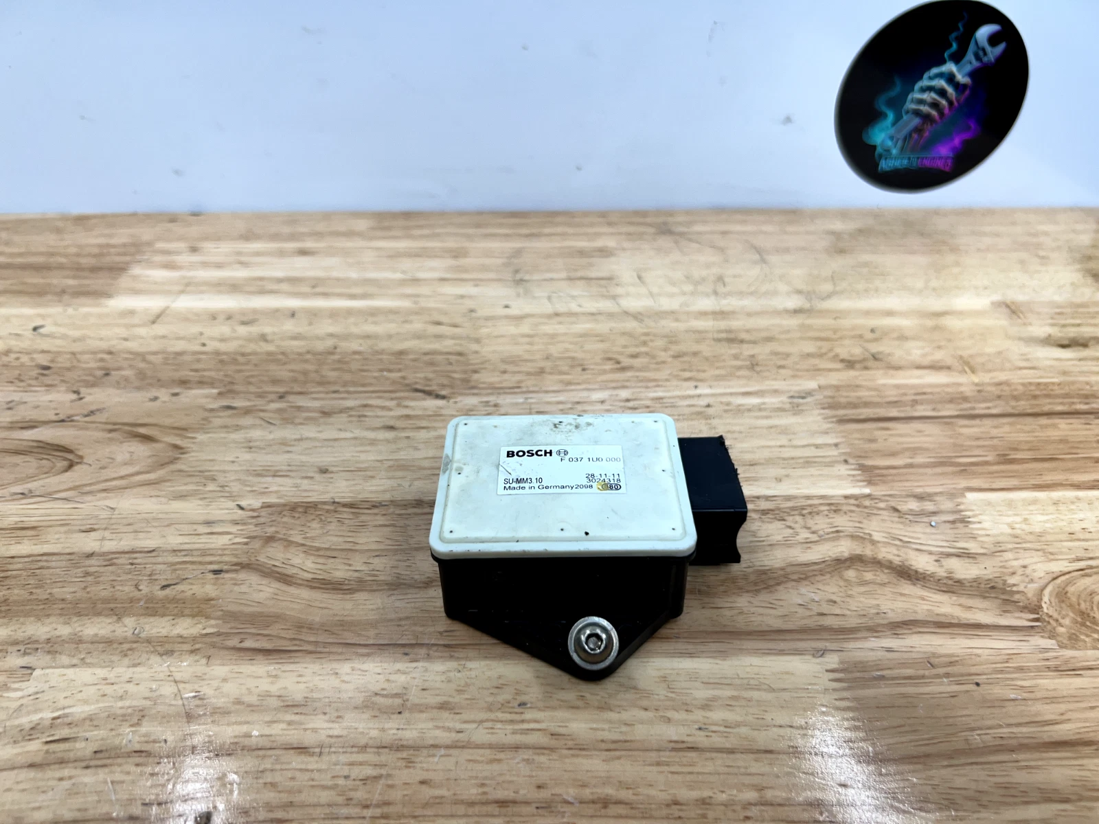 12-15 Aprilia Tuono RSV4R OEM BOSCH Traction Control Speed Module F0371U0000