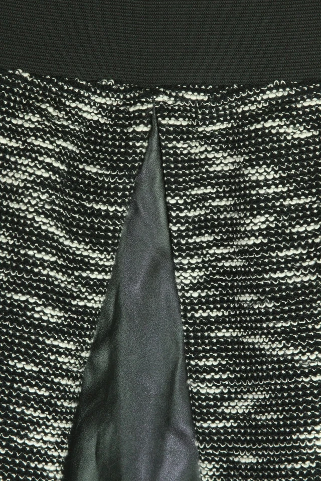 Victoria's Secret Skirt Flare A-Line Tweed Knit Faux Leather Black S - Image 4 of 4