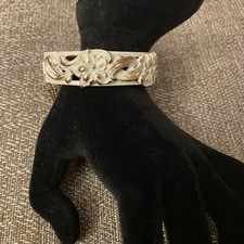 Vintage White Enamel Flowers Hinged Bangle Bracelet With Safety Chain