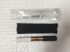 good girl carolina herrera rollerball