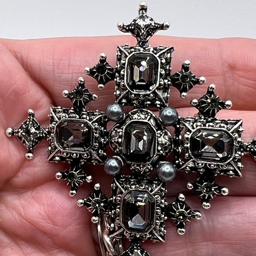 CROSS DANGLE BROOCH Pin Smokey Rhinestone Silver Costume Jewelry - Picture 3 of 6