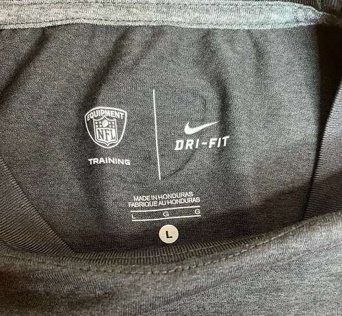 Men's Nike Dri Fit S/S Athletic Shirt Size Large L Tampa Bay Buccaneers Gray - Picture 6 of 6