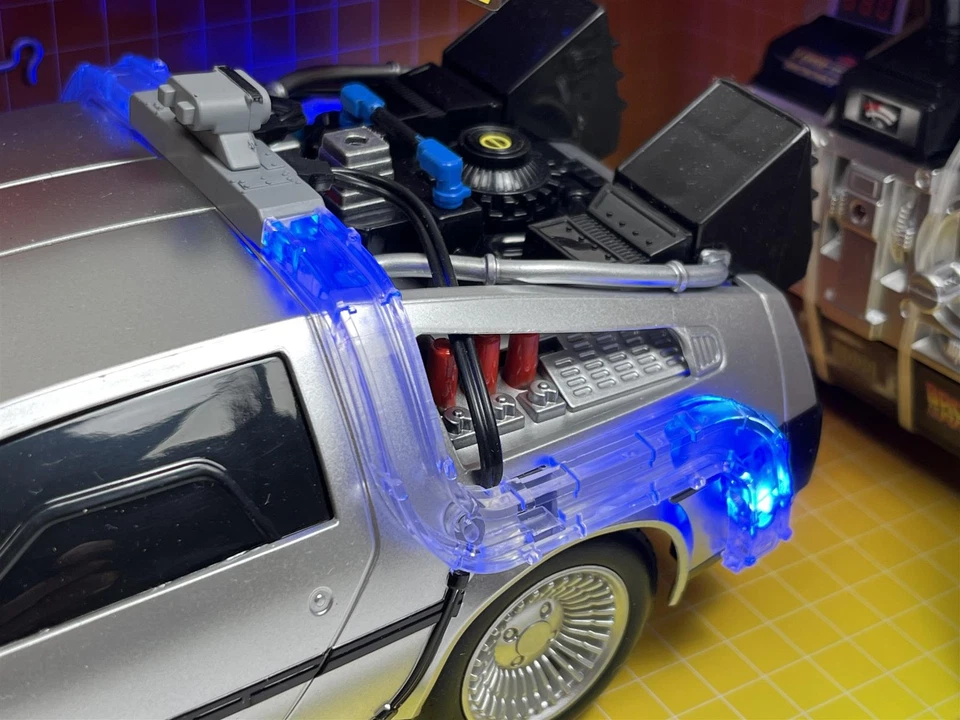 Ritorno Al Futuro Macchina Del Tempo RC Argento 1:16 Scala Jada 253256004 - Immagine 3 di 4