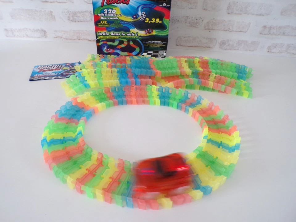 Circuit lumineux Magic Tracks (1) - TBE - Photo 3/4