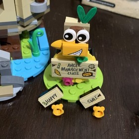 LEGO Angry Birds 75823 Bird Island Egg Heist Sealed Retired Set