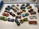 HOT WHEELS REDLINES LOT OF (25) TOTAL CARS NOMAD BEATNIK PEEPING BOMB VINTAGE