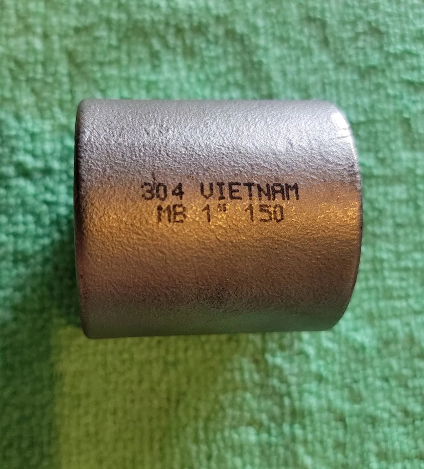 1" 150 Female (NPT) Full Coupling 304 Stainless Steel Coupler  - Image 2 of 2