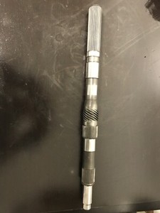 GM CHEVY 700R4 Trans . Output Shaft 2WD  Governor Type 18 1/8" LONG   1987-92