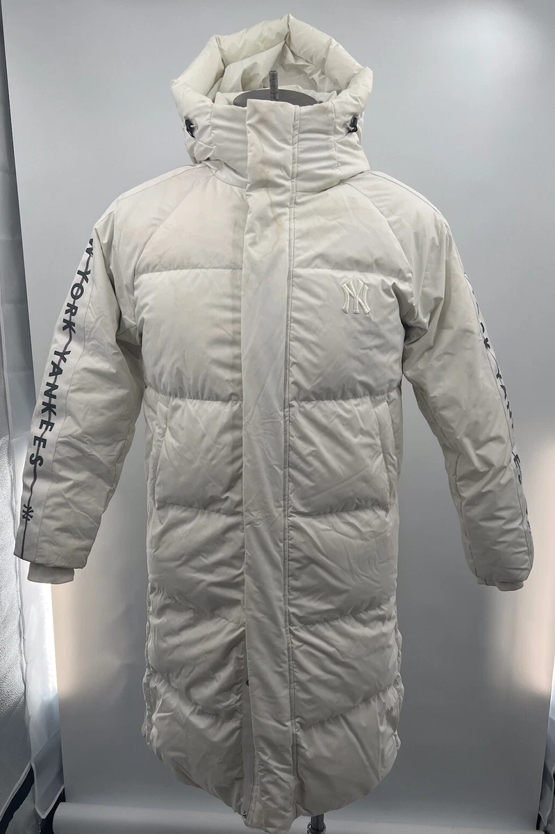 White goose sales down jacket