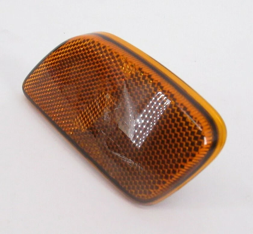 Genuine OEM Mazda NE55-51-5E0A Right Front Side Marker Lamp 2006-2008 MX-5 Miata - Image 4 of 4