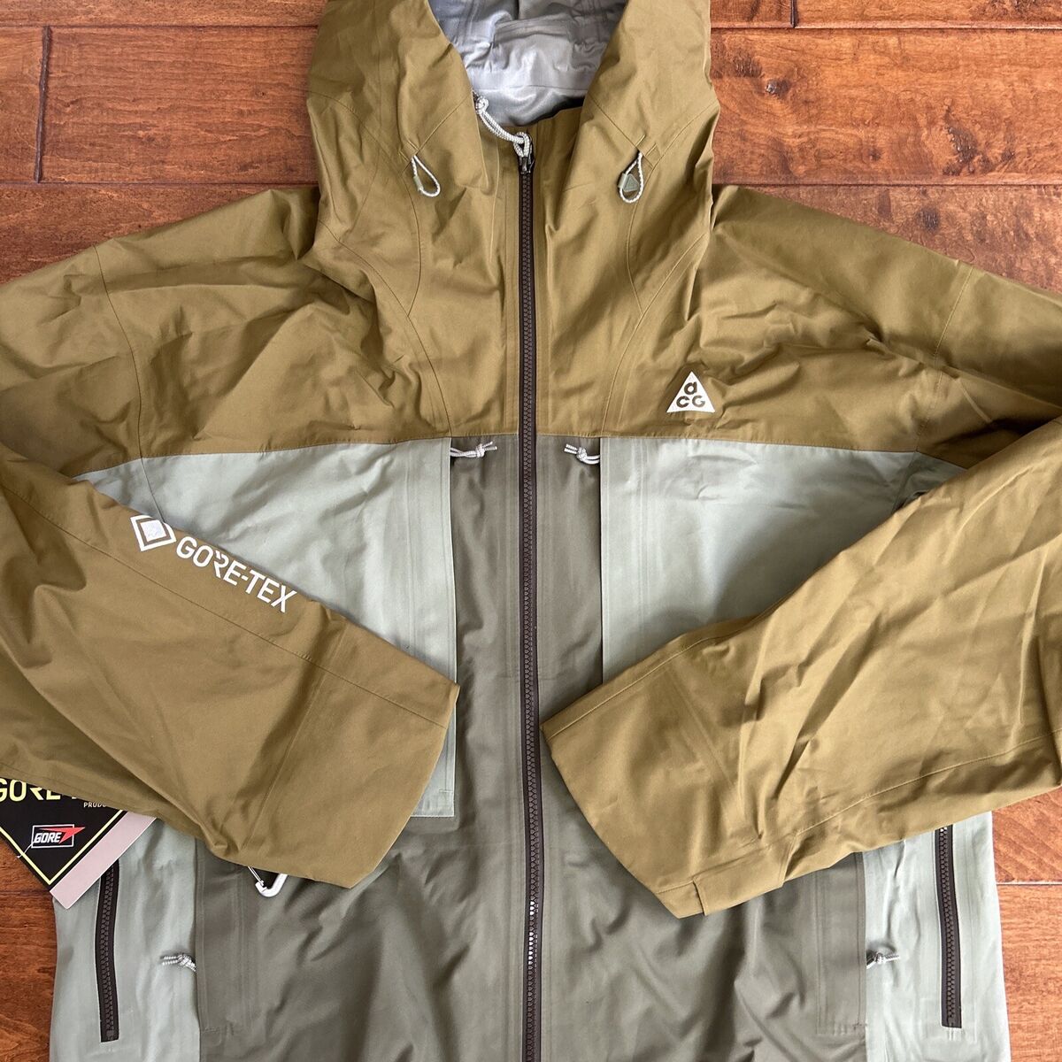 Nike ACG Gore-Tex Misery Ridge Jacket Olive Green Mens Sz Nike ACG Gore-Tex Misery Ridge Jacket Olive Green Mens Sz