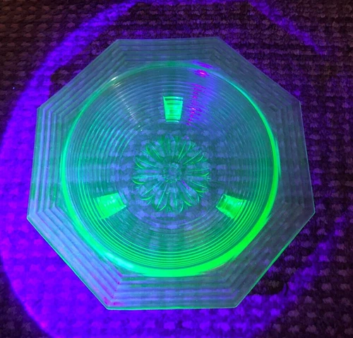 VTG Large Vaseline Uranium Depression Glass Ribbed Daisy Footed Bowl 11"