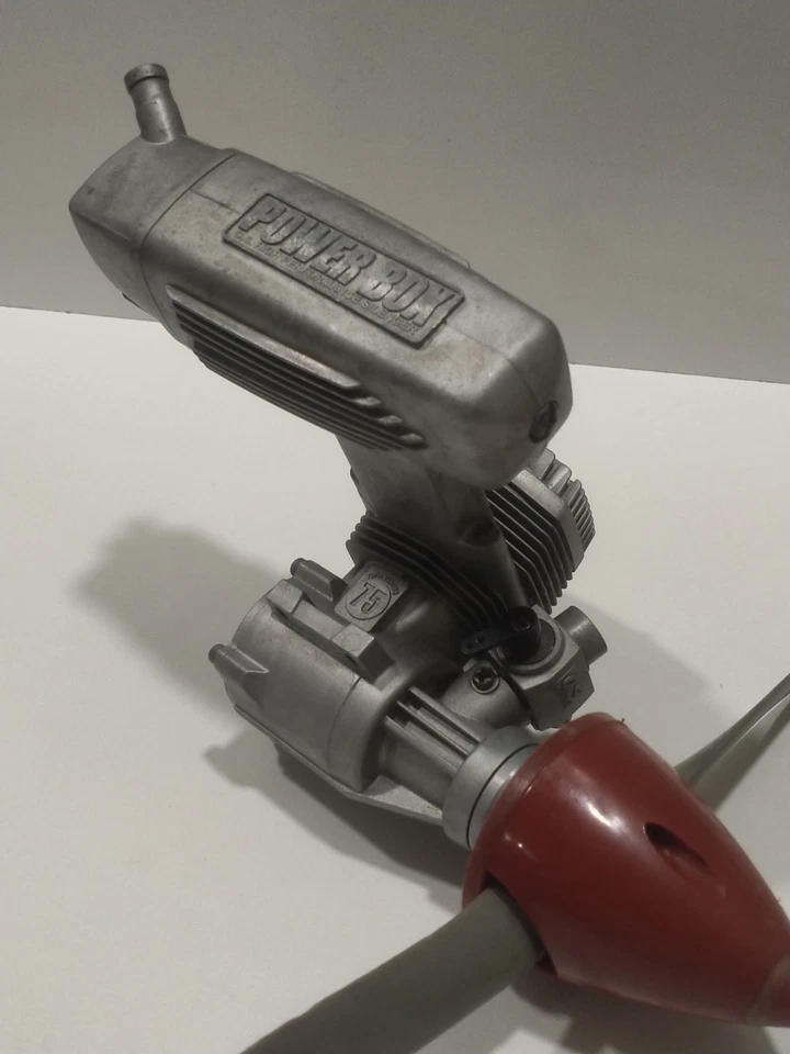 OS MAX 75 AX  RC AIRPLANE ENGINE  W/ E-4040 Power Box MUFFLER Master Air, Screw - Image 3 of 4