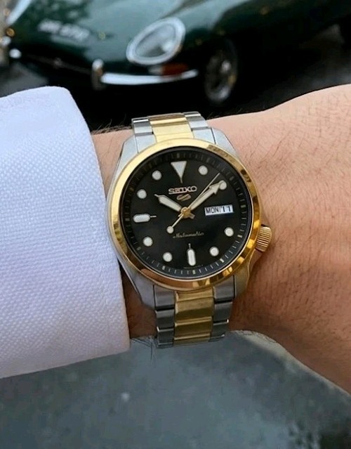 Seiko 5 Sports Automatic 4R36-08L0 40mm Black Dial Two Tone 