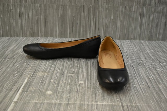 naturalizer samantha