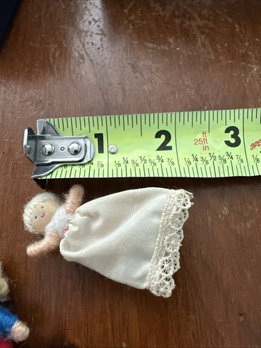 Halfpenny Wire Wrapped DOLLHOUSE FAMILY Lot Of 7 Parents Grandparents Kids Baby - Picture 10 of 10