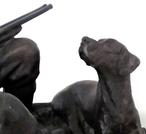 HEREDITIES GAMEKEEPER & GUN & LABRADOR DOG. COLD CAST BRONZE RC5 SIG. CHADWICK - Picture 2 of 9