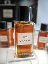 🎁196/70s Vintage 0.25 oz Dauber **PARFUM** Chanel No 5 perfume extrait