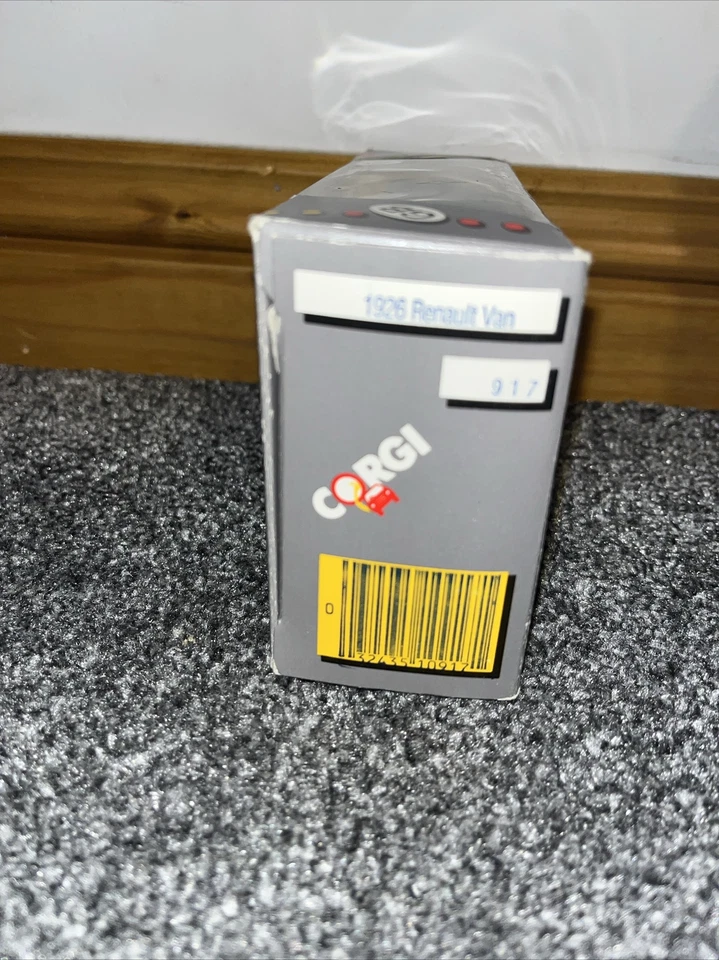New Corgi Classics 917 1926 Renault Van Courvoisier Cognac 1/50 Diecast Collect - Image 3 of 4