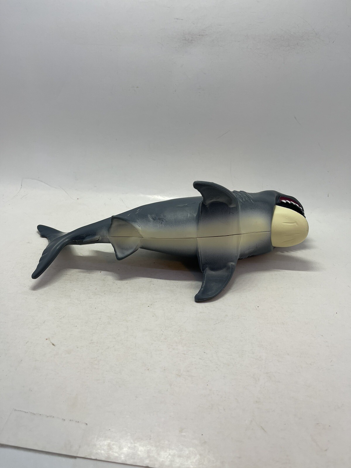 Animal Planet Chap Mei Great White Mega Shark Chomping Action Figure Toys R Us
