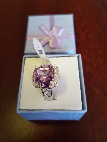 STERLING SILVER PURPLE AMETHYST AND WHITE TOPAZ RING. M-O-S.UK - Picture 4 of 6
