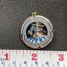 ASTRONAUT NASA PENDANT CHARM SPACE SHUTTLE MISSION EXPLORATION SOUVENIR K007