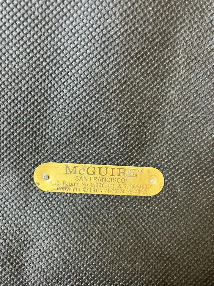 Silla de barril McGuire vintage de bambú y cuero Foto 4 de 4