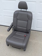 2011-2017 HONDA ODYSSEY REAR RIGHT 2ND SECOND ROW SEAT GREY LEATHER NICE