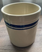 Friendship Pottery  Roseville Ohio 1 Quart Stoneware Crock   No Lid  Blue Stripe