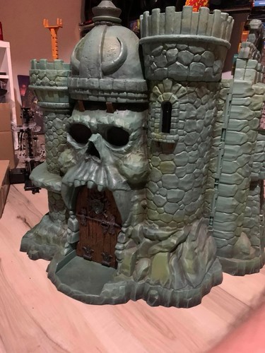 CASTLE GRAYSKULL mattycollector Masters Of The Universe Classics complete Box
