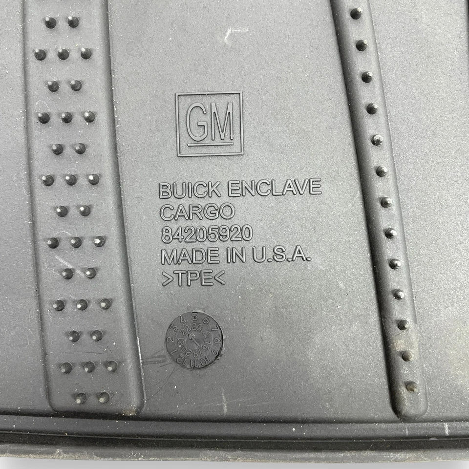 18-2023 Buick Enclave All weather black rear cargo trunk floor mat OEM 84205920 - Image 2 of 4