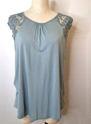 H&M Woman's Size XL BlueGreen Sleeveless Embroidered Top