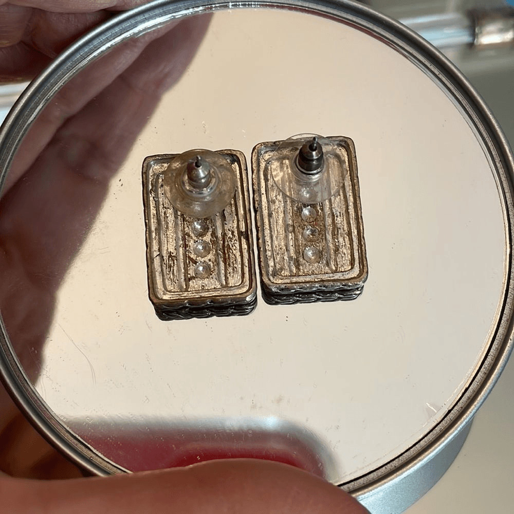 Silver rectangle post earrings - image 3