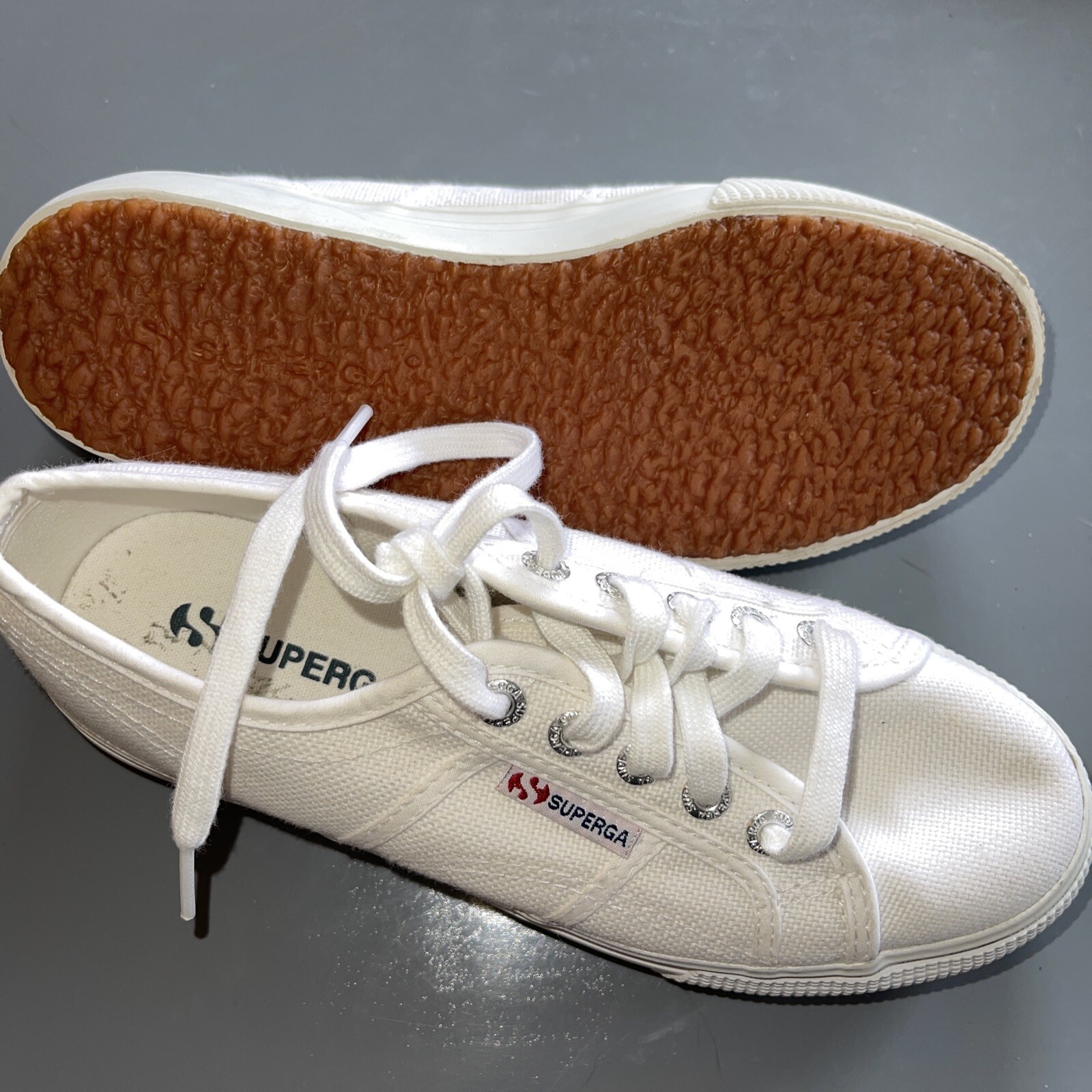 superga white 6