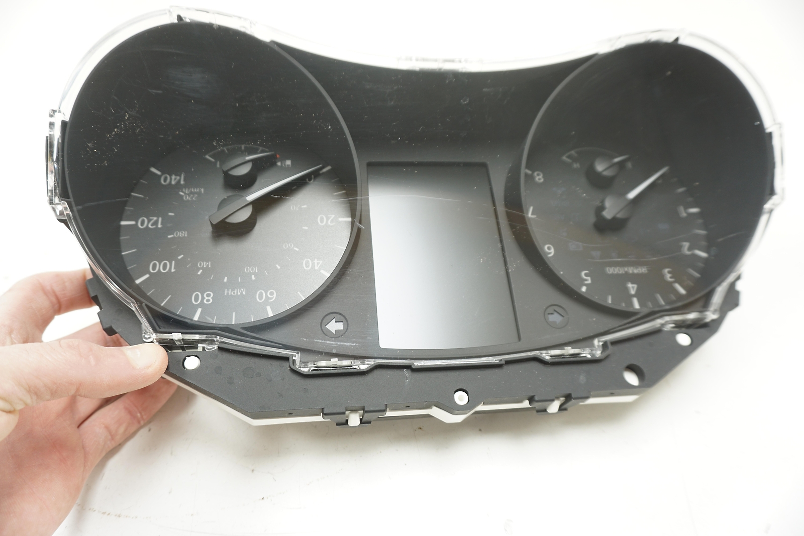 2017-2019 Nissan Rogue Sport Speedometer Gauges Instrument Cluster 24810-6ma1a