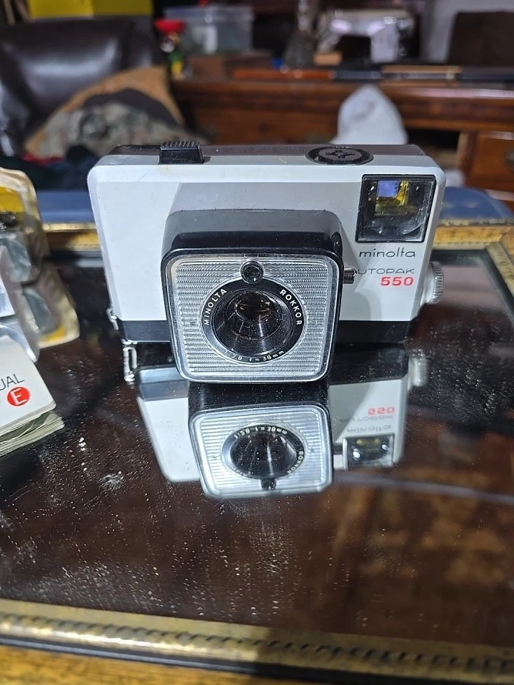 Cámara de película vintage Minolta Autopak 500 126 Rokkor 38 mm f/2,8 - Japón Foto 3 de 4