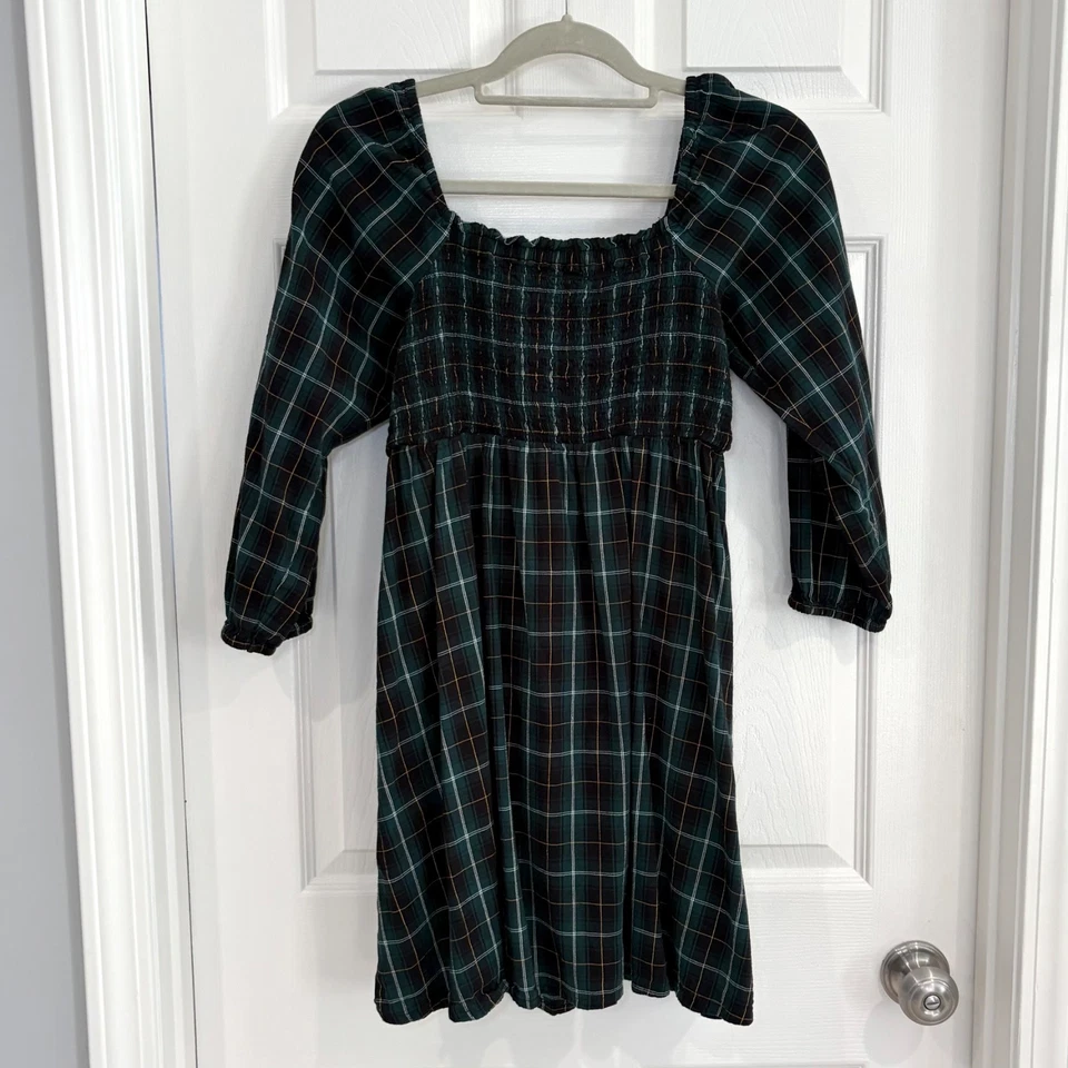Old Navy Green Plaid Long Sleeve Smocked Cut Out Back Dress w/ Bow Girl XL 14/16 - Image 4 of 4