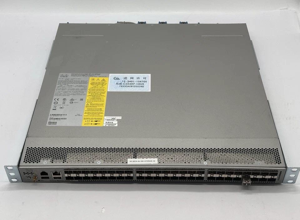 Red de 48 puertos CISCO N3K-C3548P-10GX Nexus serie 3000 - sin cable de alimentación Foto 2 de 4