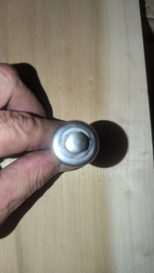 Honda 90010-P8A-A00 Bolt A, Valve Cover Bolt 2.6 x 1.1 x 1.1 Inch 1998-2017 OEM — 第 2/4 张图片