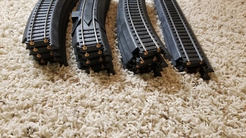 HO Model Railroad Train set Layout Life like Power loc EZ Track 38" X 47" Oval - Picture 2 of 3