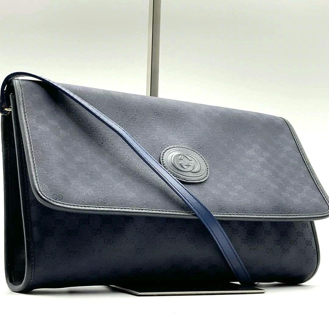 Gucci Vintage Leather Shoulder Bag 8.0x11.4in Navy Crossbody Clutch Used