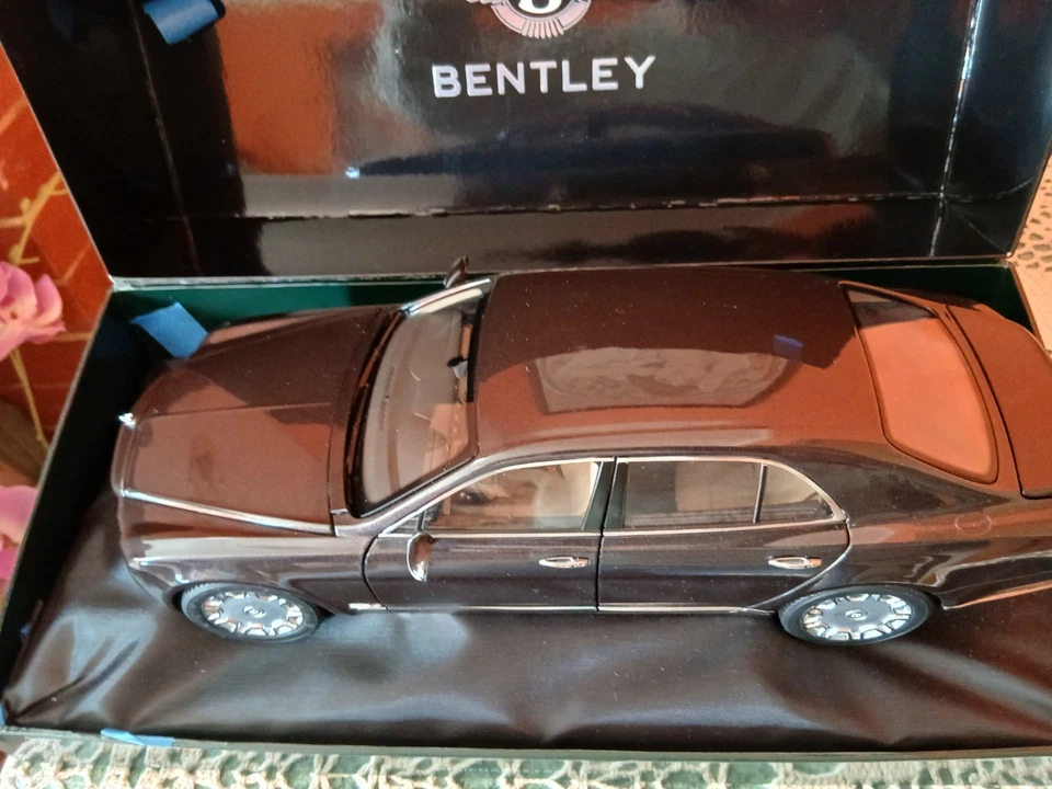 Bentley Mulsanne,minichamps 1/18 - Immagine 4 di 4