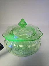 Jeannette Adam Green Uraimum Depression Glass Candy Jar Dish W Lid 1932-34 READ