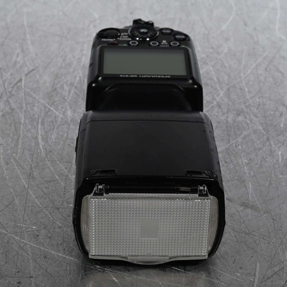 Flash de xenón Nikon Speedlight SB-910 con montaje en zapata Foto 3 de 4