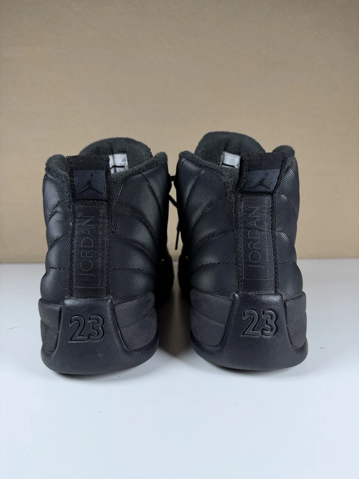 Jordan 12 Retro Winterized BQ6851-001 Negro Tenis Atléticos Para Hombre Talla 8.5 RARO Foto 3 de 4