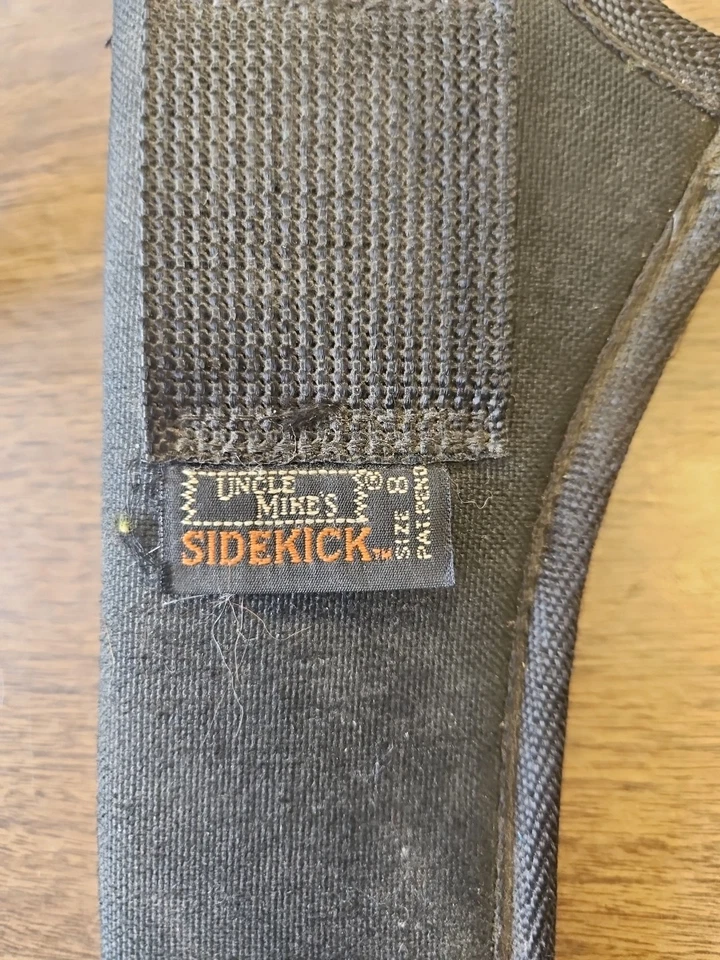 Uncle Mikes Hip Holster Side-kick Size 8, Colt/Ruger Revolvers - Image 2 of 3