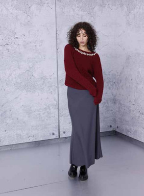 pullover mit rundhals perlen bordeaux