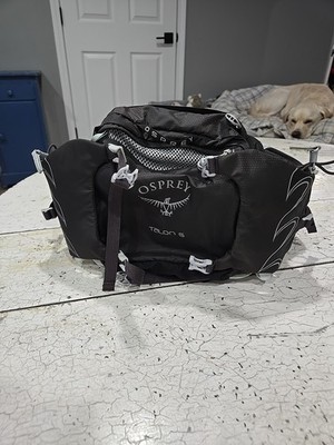 Osprey Talon 6 is a versatile lumbar pack Gray
