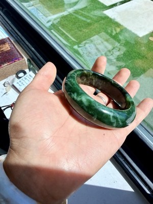 Nephrit Hetian Jade Armreif 55,5m grün Flusskiesel Samen Top ölig 新疆碧籽